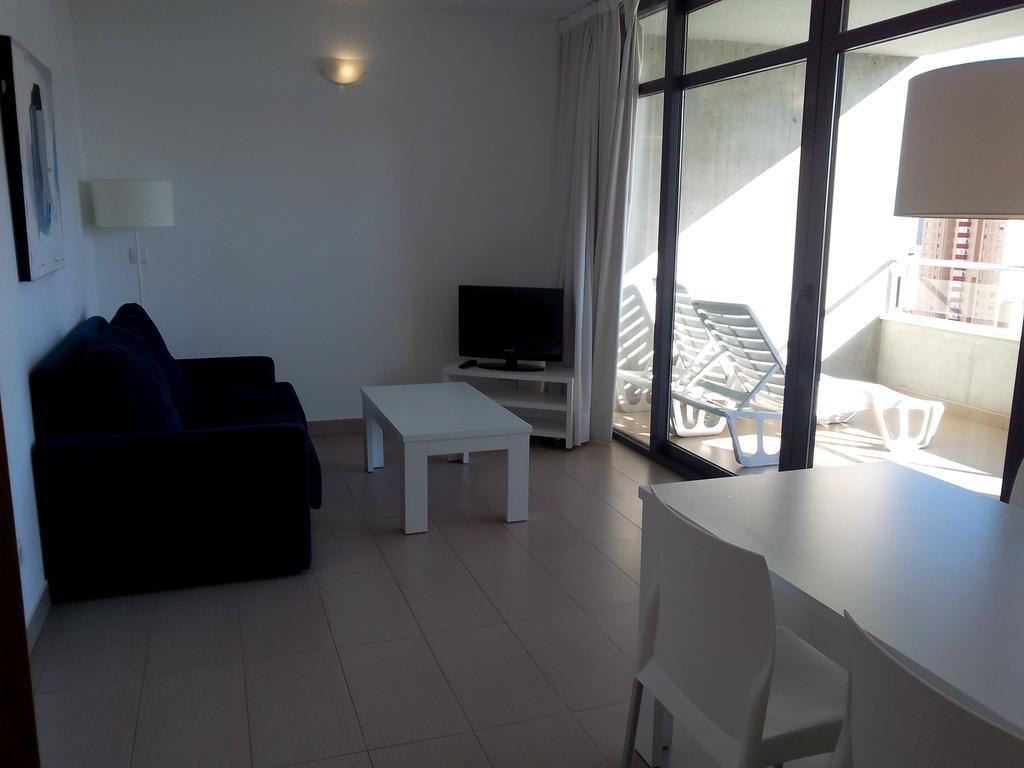 Apartamentos Con Terraza Torre D'Oboe By Renthas ベニドルム 部屋 写真