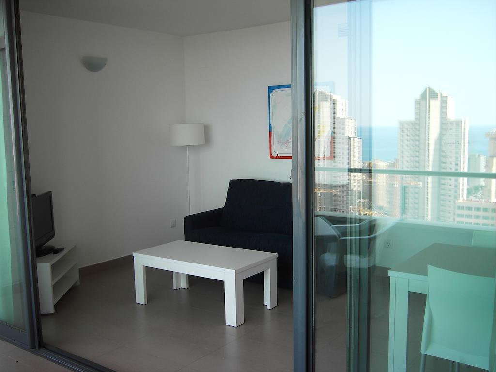 Apartamentos Con Terraza Torre D'Oboe By Renthas ベニドルム 部屋 写真